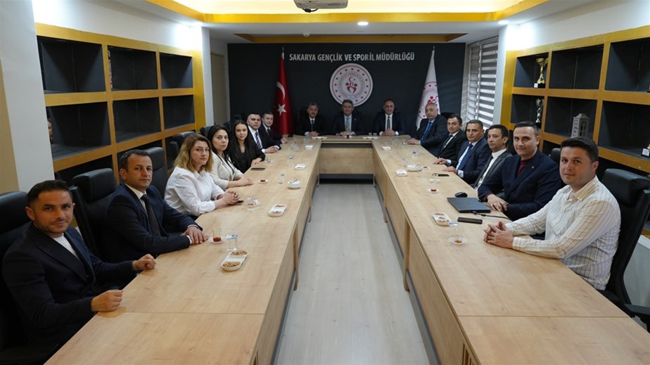 TÜRKİYE-AZERBAYCAN SPOR TESİSLERİ ALANINDA İŞ BİRLİĞİ GÜÇLENİYOR